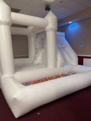 14 ft White Bounce House With Slide and Ball Pit - Kappel Party