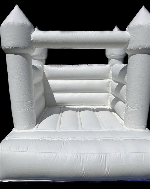 7 Foot All White Bounce House